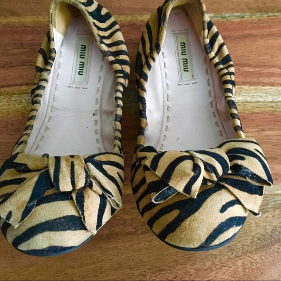 MIU MIU Animal Print Super Comfortable Flats - Picture 3 of 7